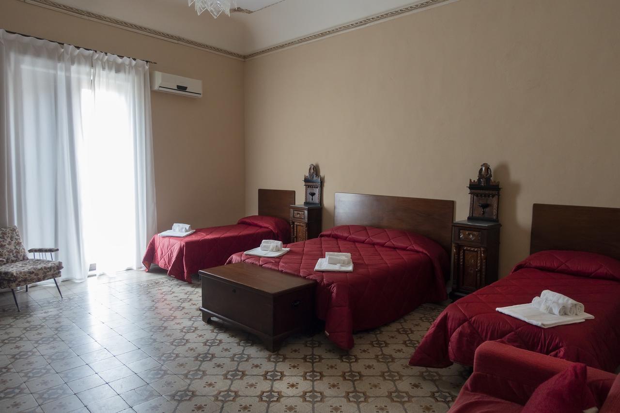 Alloggio Della Posta Vecchia Agrigento Luaran gambar