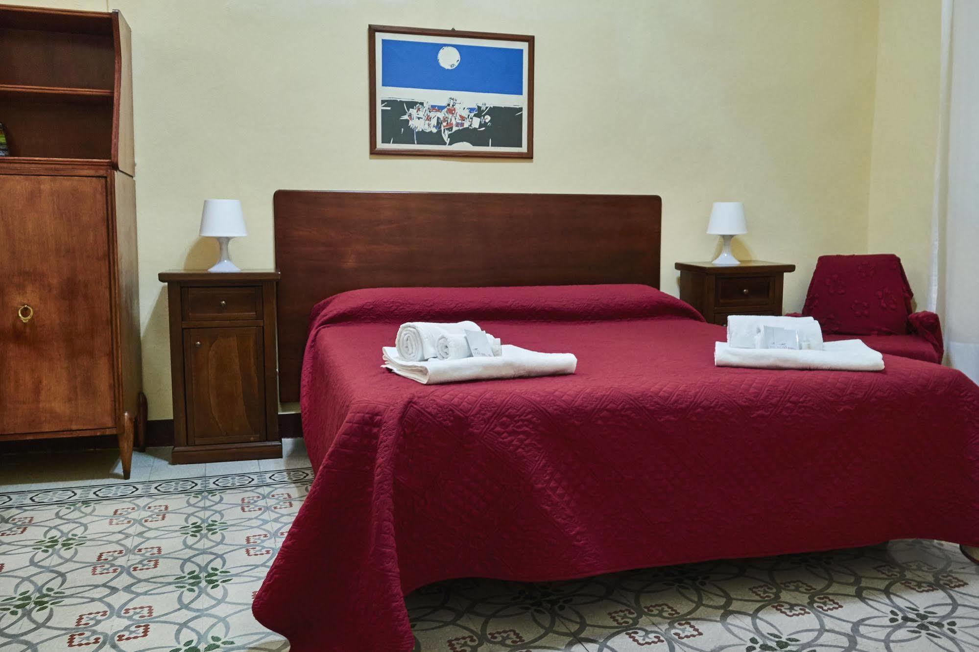 Alloggio Della Posta Vecchia Agrigento Luaran gambar