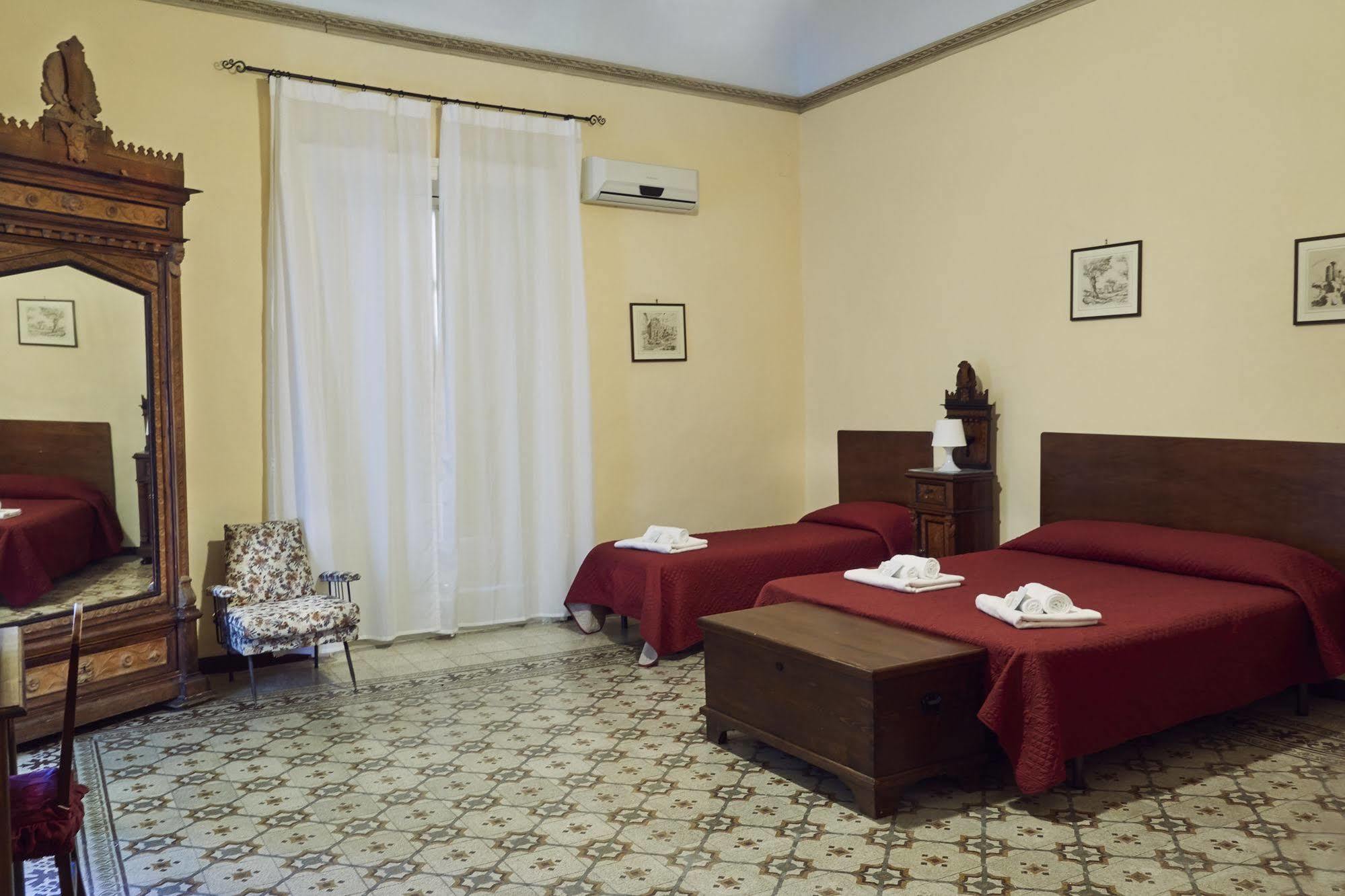 Alloggio Della Posta Vecchia Agrigento Luaran gambar