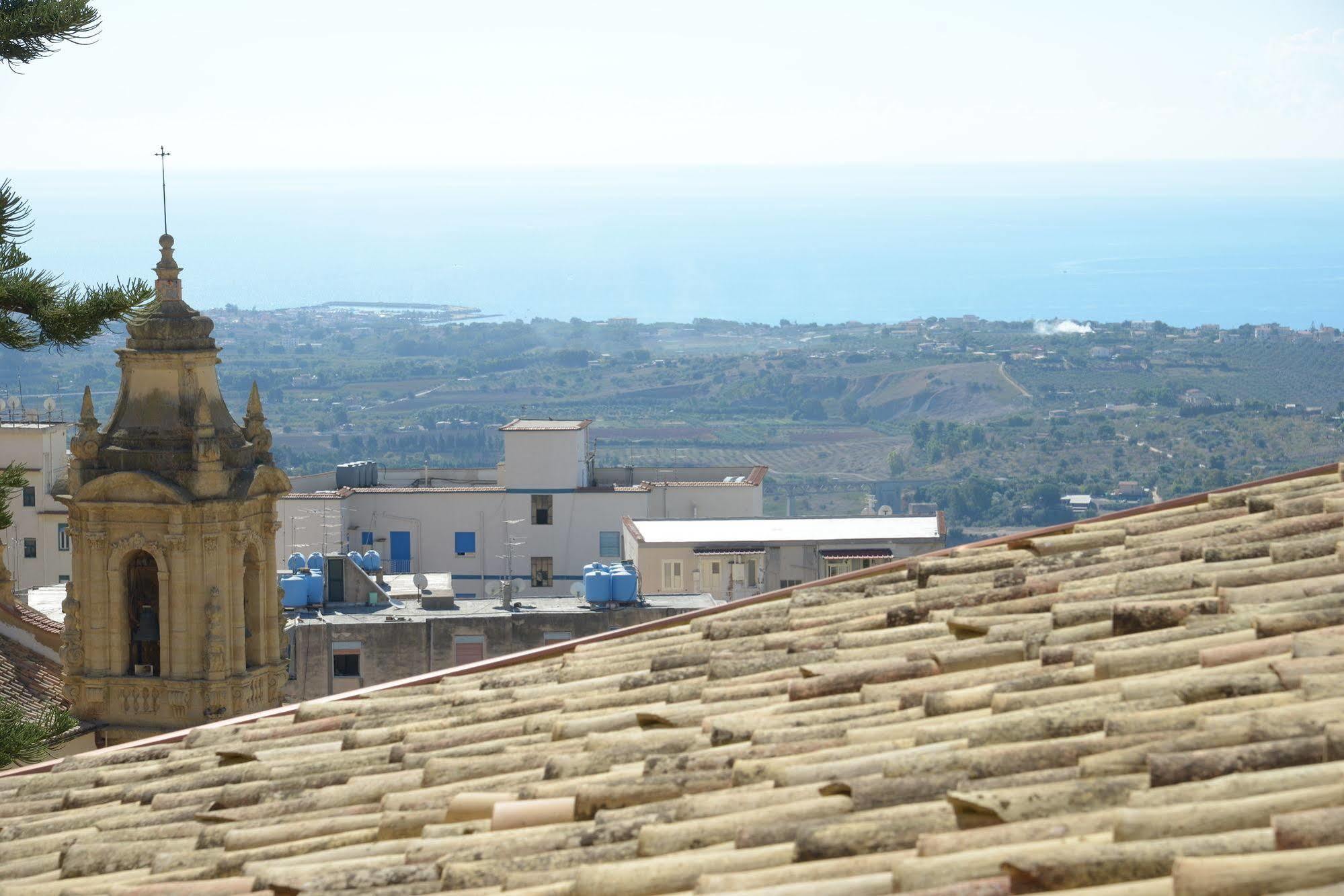 Alloggio Della Posta Vecchia Agrigento Luaran gambar